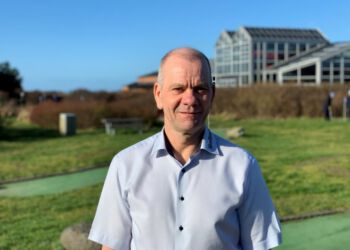 Direktør Jørgen Høll foran Skallerup Seaside  Resort. Foto: Arkiv.