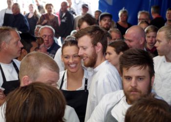 Simon Emil Christensen deltog i 2016 på vegne af Fyrklit og ses her i selskab med Kamilla. Parret startede efterfølgende blandt andet og ikke mindst Restaurant Abstrakt. Foto: Arkiv.