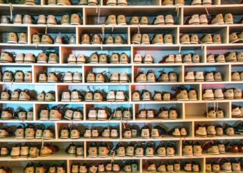 Dette er ikke et foto fra Katakomberne i Rom, men alligevel en slags Lit de Parade over sport og samvær pro tempore...