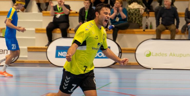 Casper Holmen sikrede Elitesport Vendsyssel et point på straffekast efter tidens udløb. Foto: Kristian Hedegaard.