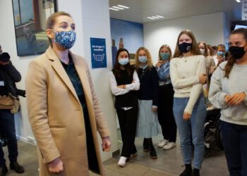 Statsminister Mette Frederiksen under et besøg på Hjørring Gymnasium. Foto: Arkiv.