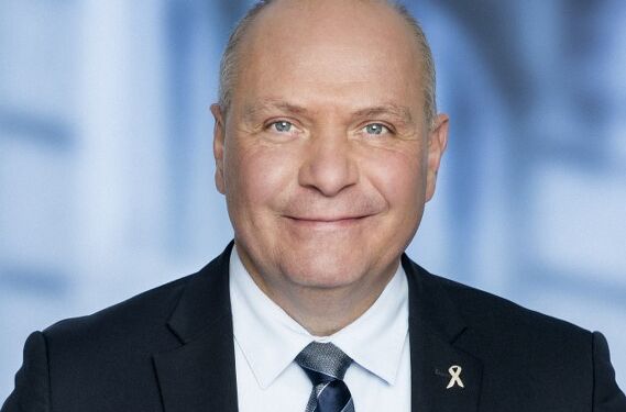 Soeren Gade Venstre 569x493
