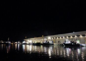 Nat ved Auktionskajen i Hirtshals Havn. Foto (arkiv): Preben Andersen.