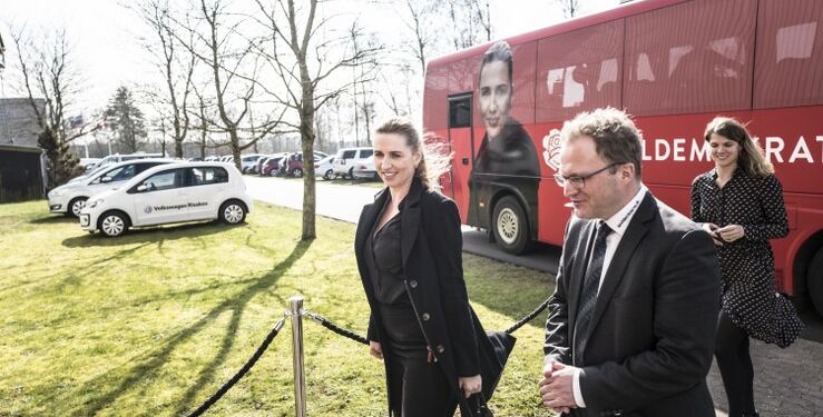 Statsminister Mette Frederiksen og formanden for Landdistrikternes Fællesråd, Steffen Damsgaard. Foto: Arkiv.