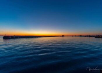Solopgang over Hirtshals Havn. Foto (arkiv): Jens Kranen.