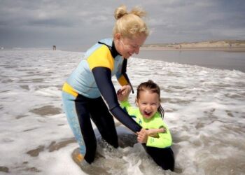 En aktiv familieferie i de sydfranske bølger giver en masse sjove oplevelser for hele familien, og det er tiltrængt efter en tid, hvor coronakrisen har tæret på familielivet.