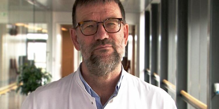 Overlæge Henrik Nielsen fra Aalborg Universitetshospital. Foto: Arkiv.