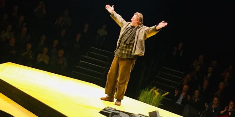 Jeppe på Bjerget på Vendsyssel Teater. Foto: Arkiv.