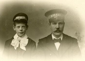 Holger Friis (1891-1986) og ”Museumsfrederik” (1875-1925), 1902. Fotograf: Maria Hedegaard. Historisk Arkiv/VHM.