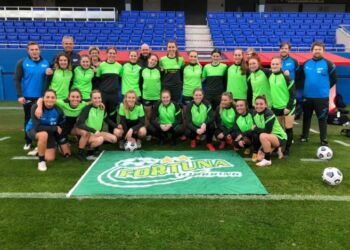 Spillerne er klar til kampen i dag mod FC Barcelona. Kampen vises på Viaplay klokken 16.45.