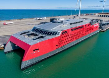Fjord Lines hurtigfærge Fjord FSTR i Hirtshals Havn. Foto: Fjord Line.