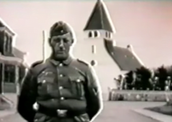 Soldat ved Hirtshals Kirke under Anden Verdenskrig. Foto: Arkiv.