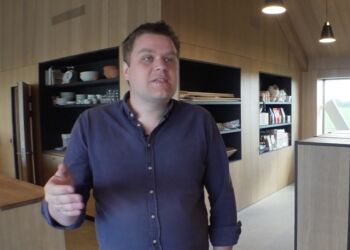 Johannes Vestergaard er tidligere centerleder i Kornets Hus, nu indehvaer af Lønstrup Madhus, er en af dommerne hos Underværker. Foto: Arkiv.