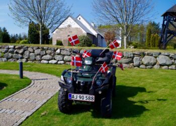 Konfirmation i Tversted Kirke. Foto: Arkiv.