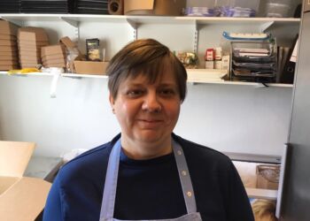 Pernille Olsen er blevet ansat hos Ostemanden på Nørregade i Hirtshals.