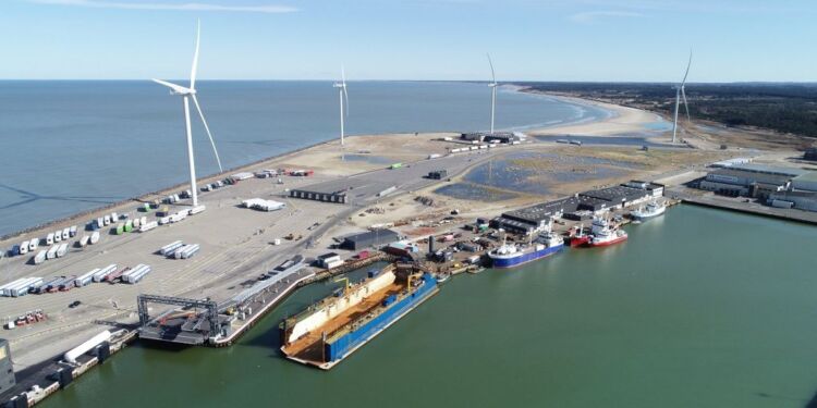 Hirtshals Yard A/S er en del af den maritime industri i Danmark. Foto: Arkiv.