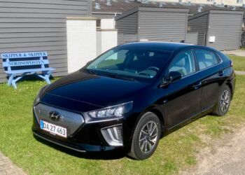 Niels Skippers nye Hyundai Ionic Electric Premium, der er købt hos Rørbæk Biler i Hjørring.