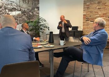 Fødevareminister Rasmus Prehn (S), Jørgen Bing (SF) og borgmester Arne Boelt (S). Foto: Hjørring Kommune.