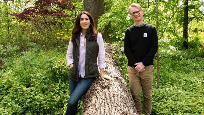 På optagelse med H.K.H. Kronprinsessen og Bo Øksnebjerg, WWF, ifm. lancering af kampagnen "Sammen for naturen". Foto: Kongehuset.