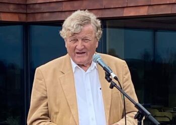Jørn Ussing ved indvielsen af Kornets Hus. Foto: Jørgen Bing.