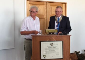 Afgående Svend Andersen (tv) sammen med tiltrædende præsident Erik A. Krage. Foto: John Kongerslev.