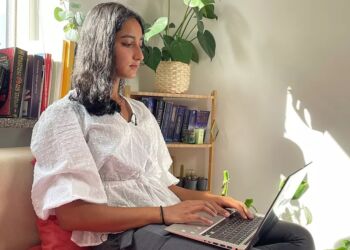 Afghanskfødte Mariam Molavyzada. Foto: Caspar Birk.