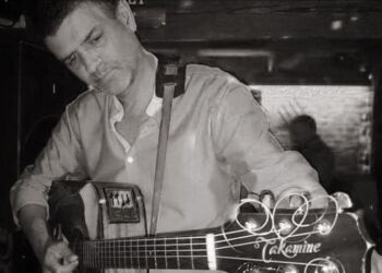 Henrik Mølbjerg spiller hos SIND.