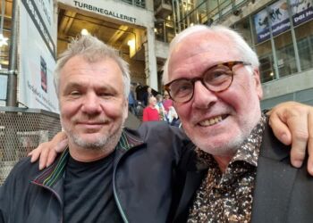 Forfatter Jesper Stein og journalist Jørgen Pyndt. Foto: Privat.