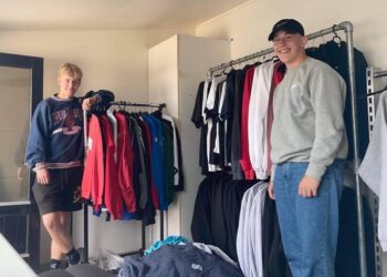 Iværksætterne Erich og Patrick med Dovi Vintage.