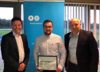 Fra højre: Richard Fynbo formand DI Vendsyssel, Deasun Grace, Morten Mikkelsen afd. direktør Vestkajens Maskinværksted.