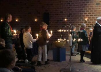 Alle helgens gudstjeneste i Emmersbæk Kirke. Foto: Arkiv.