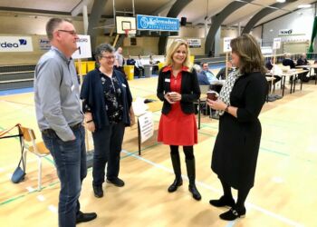 Fire byrådskandidater i Hirtshals Hallen ved valghandlingen i 2017. Foto: Arkiv.