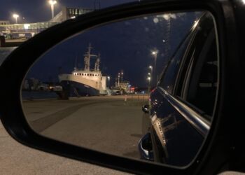 Fiskeristyrelsens kontrolskib Vestkysten ved kaj i Hirtshals Havn. Foto (arkiv): Niels Skipper.