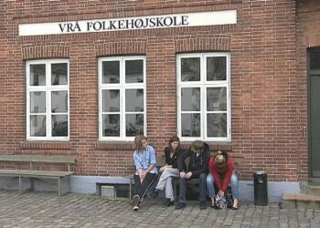 Vrå Højskole. Foto (arkiv): TV2 Nord.