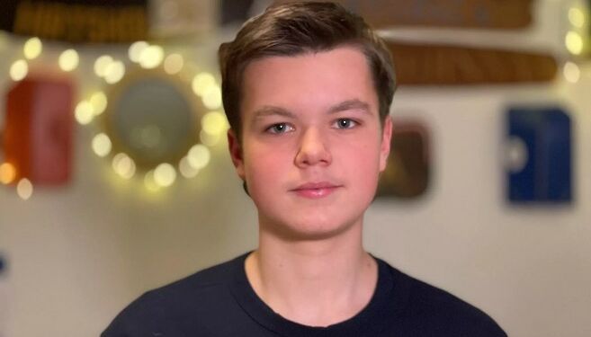 13-årige Frederik Larsen har åbnet sit eget museum. Museet er dog lidt anderledes end alle andre - det er nemlig på hans drengeværelse.
Foto: Simon Mølgaard, TV2 Nord.