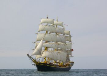 Goerg Stage ud for Hirtshals Havn. Foto: Arkiv.