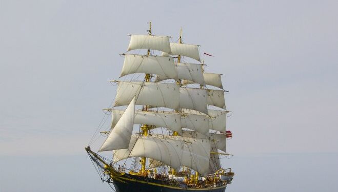 Goerg Stage ud for Hirtshals Havn. Foto: Arkiv.