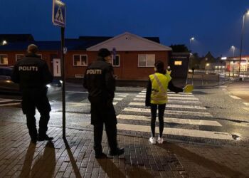 Politi hos skolepatruljen i Hirtshals. Foto: Arkiv.