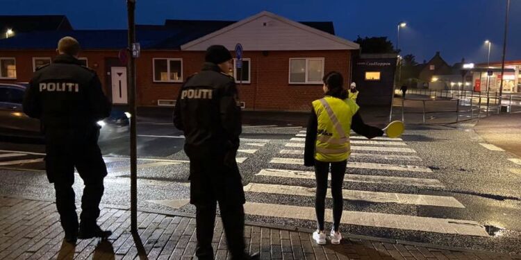 Politi hos skolepatruljen i Hirtshals. Foto: Arkiv.