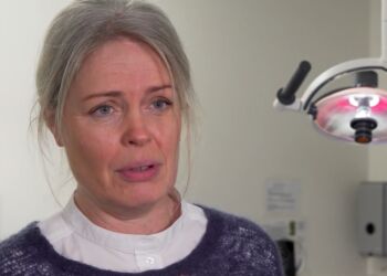 Charlotte Zeuthen er overtandlæge hos Hjørring Kommunale Tandpleje. Foto: TV2 Nord.