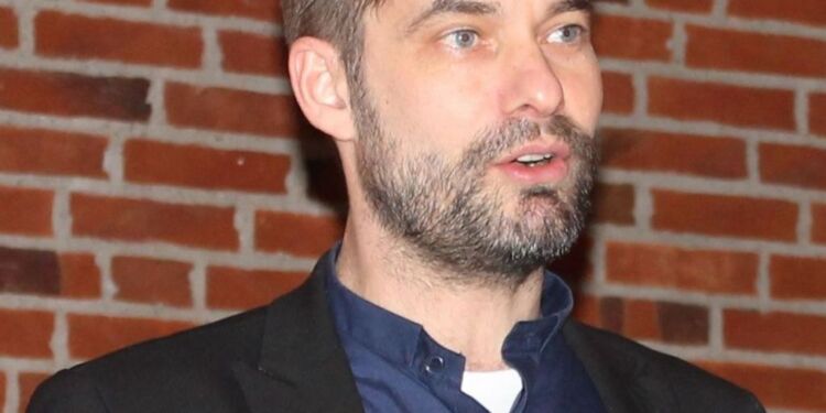 Aksel Toft er tidligere sognepræst ved Emmerbæk Kirke. Foto: Privat.