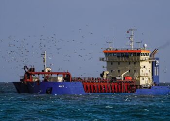 Ask R ved Hirtshals Havn. Foto: Arturs Pirazkov.
