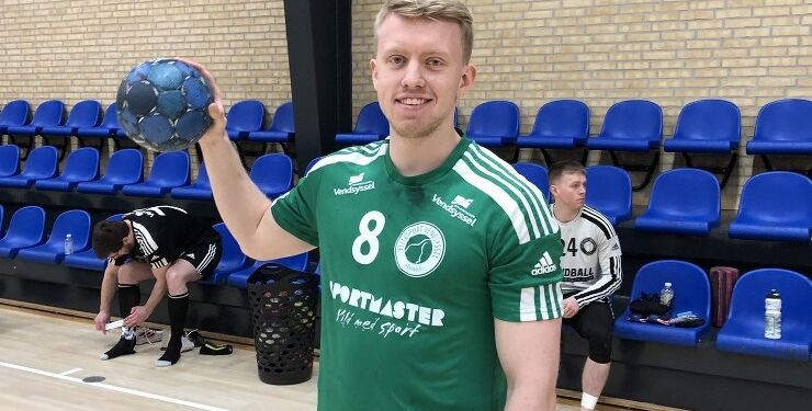 Nicolai Andersen: Kreativ og målfarlig playmaker, der er godt i gang med at udfolde sit potentiale hos Elitesport Vendsyssel.