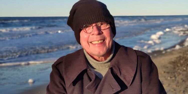 Forfatter og sangskriver Bjarni Åkesson Filholm. Foto: Privat.