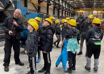 Her er det elever fra SkoleCenter Hirtshals, som i 2022 besøger MarineShaft som led i Ungegarantien. Foto: Arkiv.