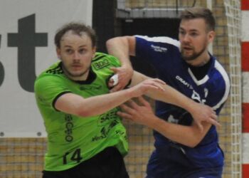 Mikkel Krogshede, til venstre, var med fire mål en af de fremtrædende målscorere for ESV i den gode 1. halvleg. Arkivfoto.