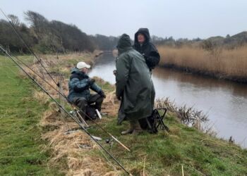 Sportsfiskere ved Uggerby Å. Foto: SFHO.