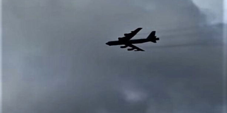 Bombeflyet B52 spottet over Vendsyssel. Foto: Privat.