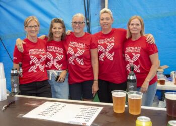 Frivillige ved Hirtshals Fiskefestival. Foto: Arkiv.