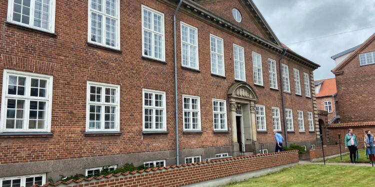 Det gamle arresthus i Jernbanegade. Foto: Arkiv.